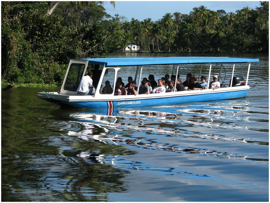 Lirio Lodge Barra de Pacuare Bagian luar foto