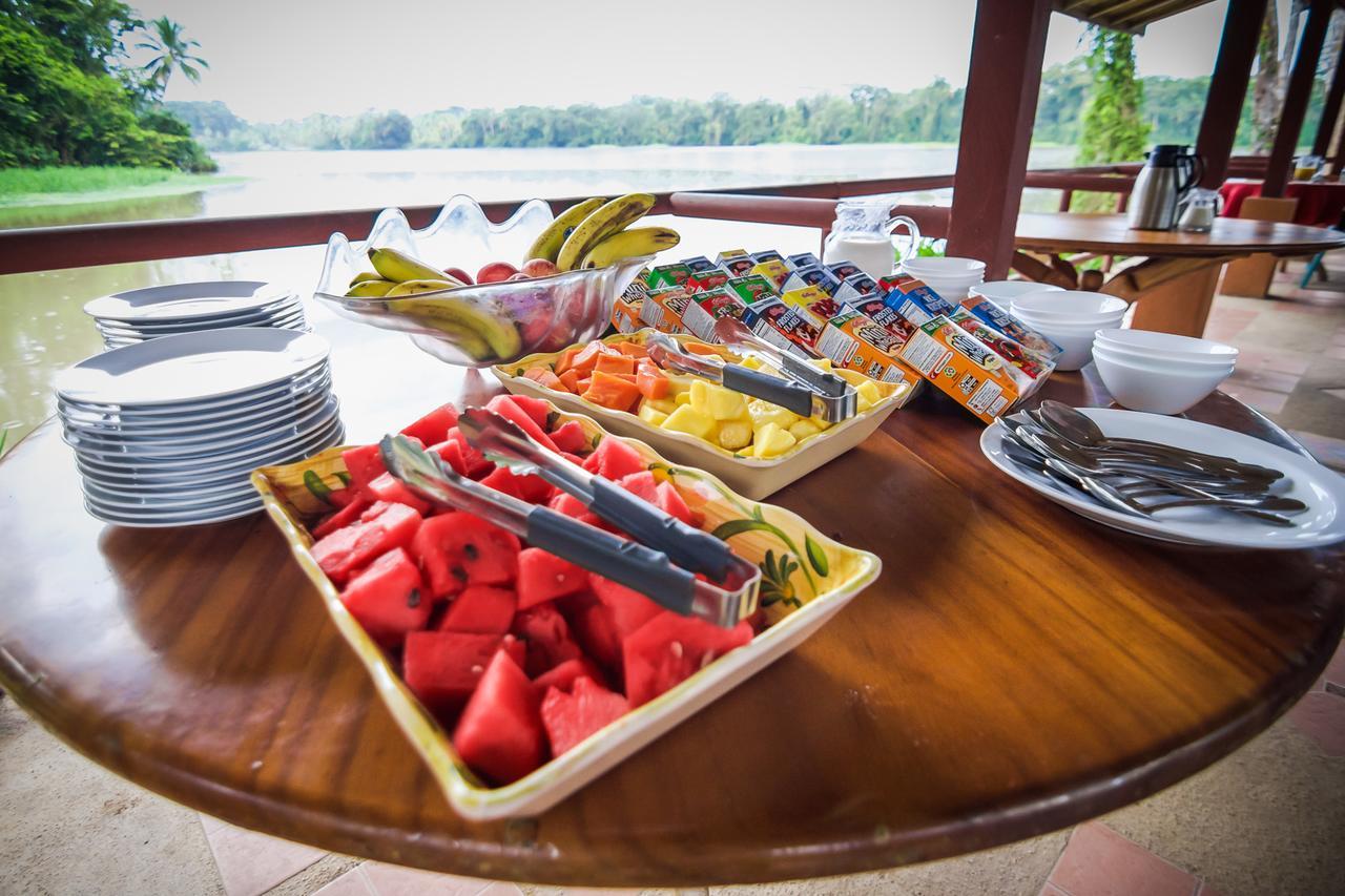 Lirio Lodge Barra de Pacuare Bagian luar foto